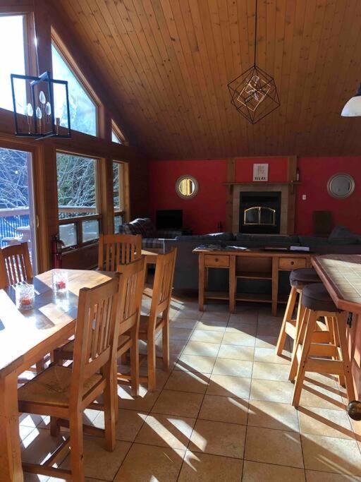 Chalet L'Erable Mont-Tremblant/Lac Superieur & Spa Esterno foto