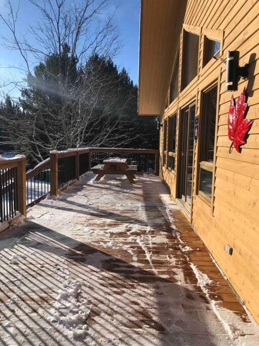 Chalet L'Erable Mont-Tremblant/Lac Superieur & Spa Esterno foto